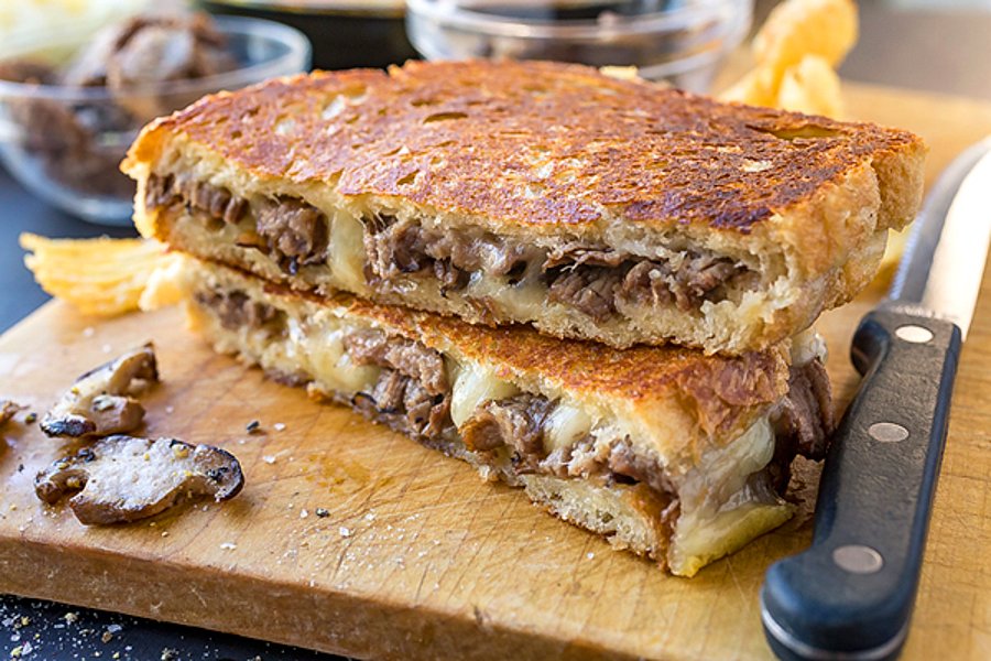 KAVURMALI KAŞARLI TOST