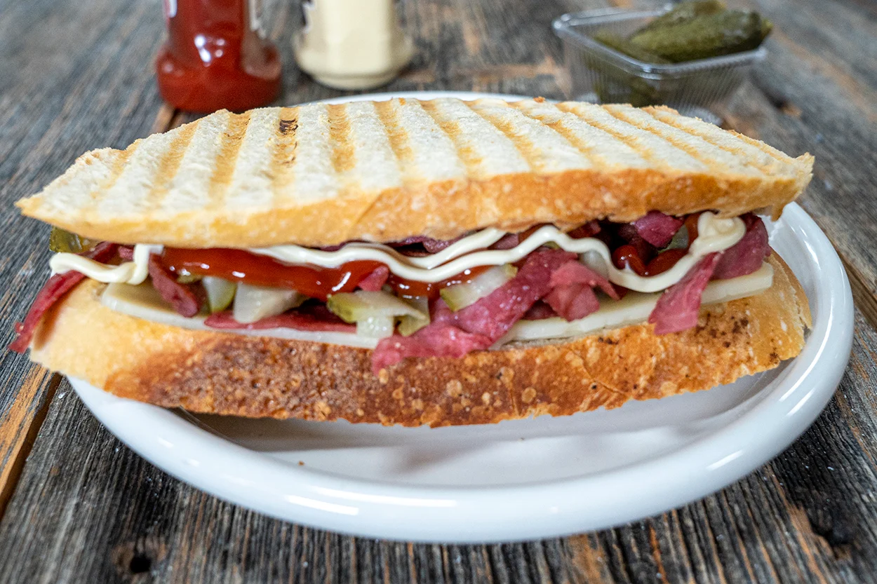 AYVALIK TOST